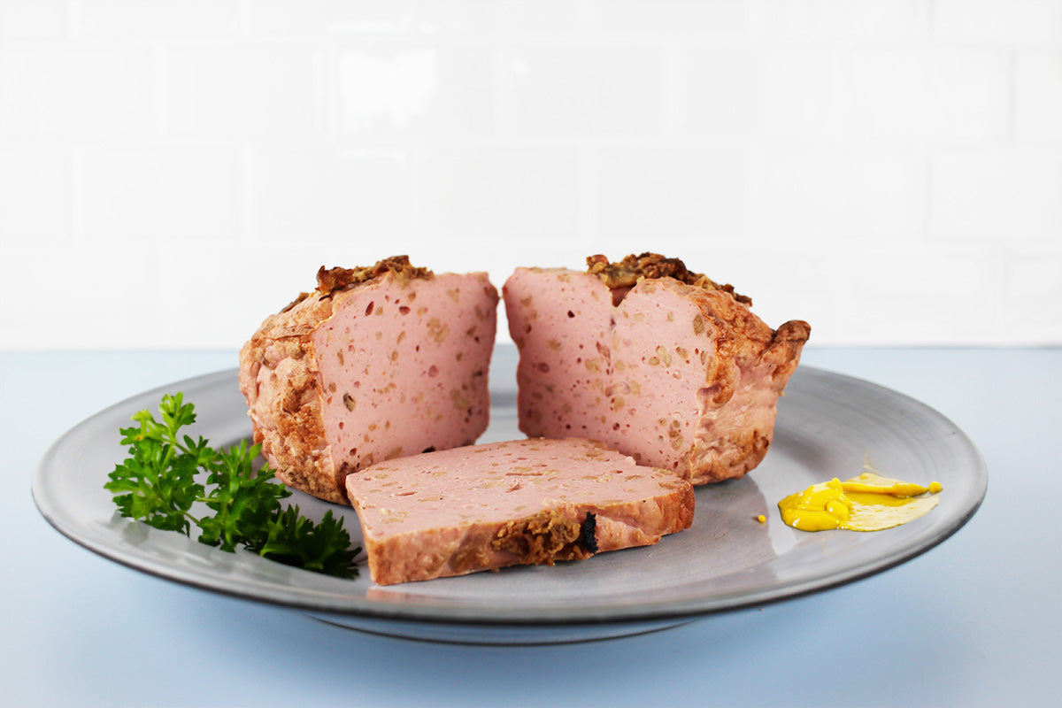 Geflügel Fleischkäse mit Röstzwiebeln
